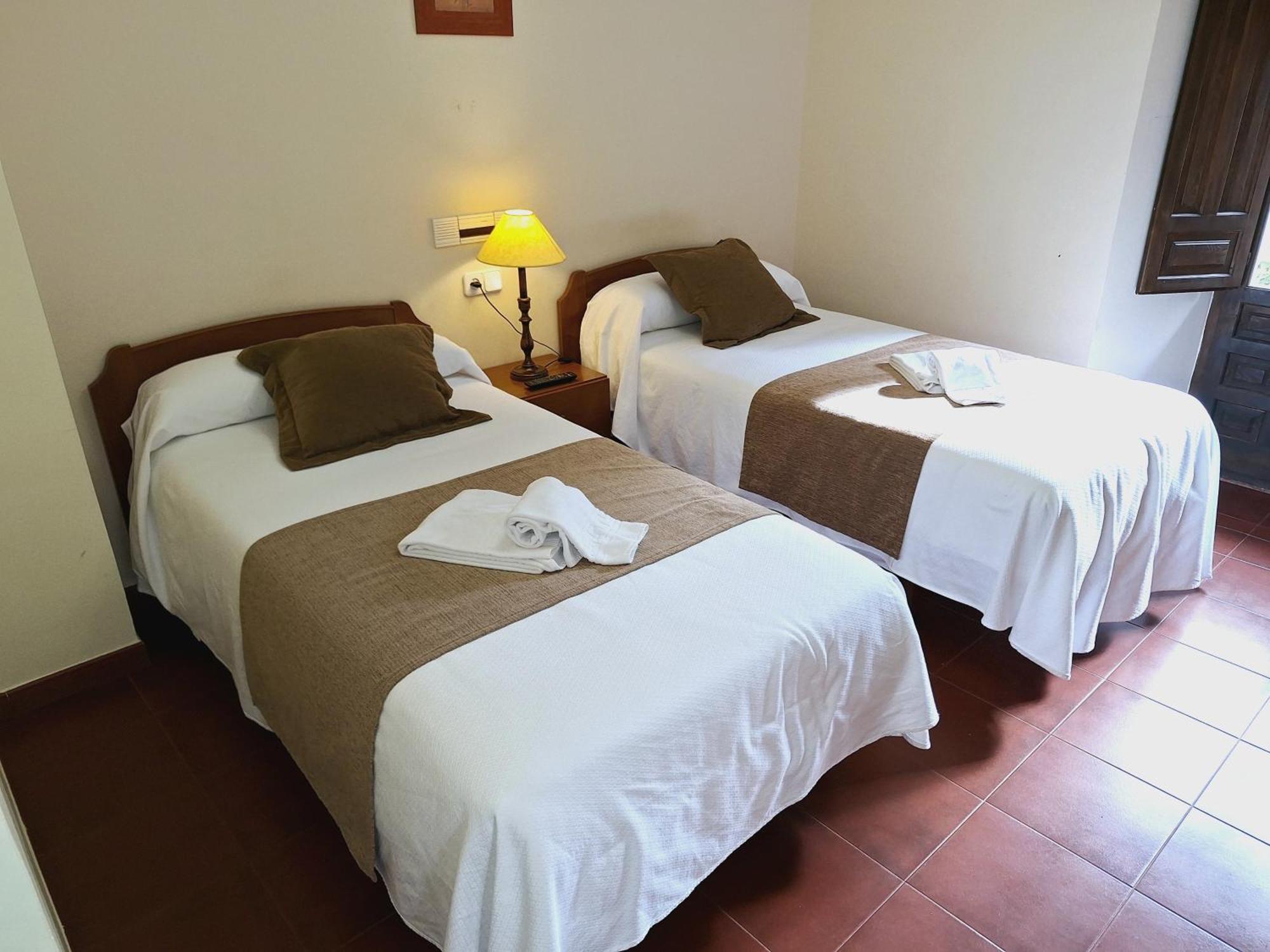 Hostal Rio Duero Molinos de Duero Eksteriør bilde